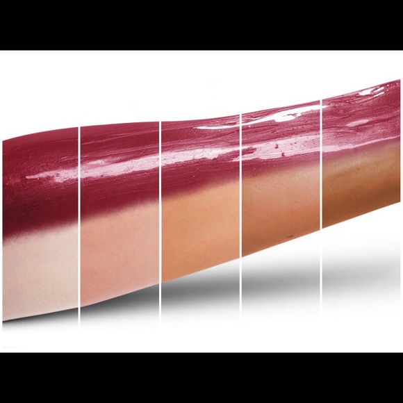 MAC Lipglass Lipglass New Berry BN LE - Picture 4 of 7